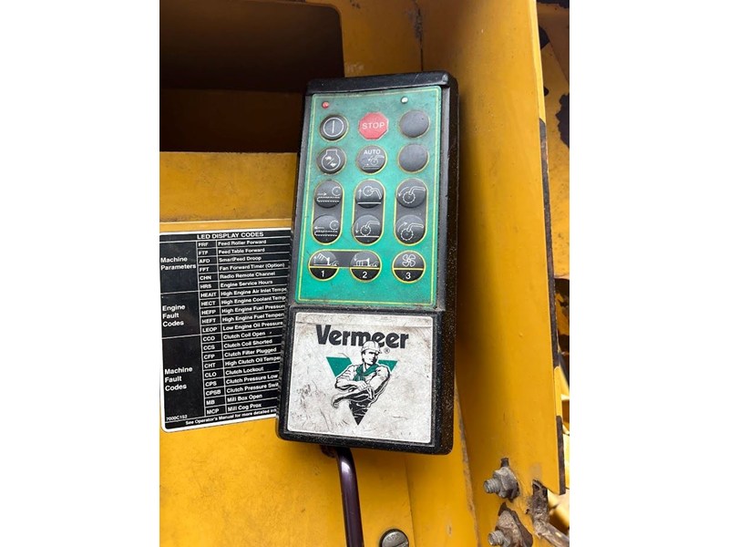 2006 Vermeer HG6000 Mobile Wood Grinder
